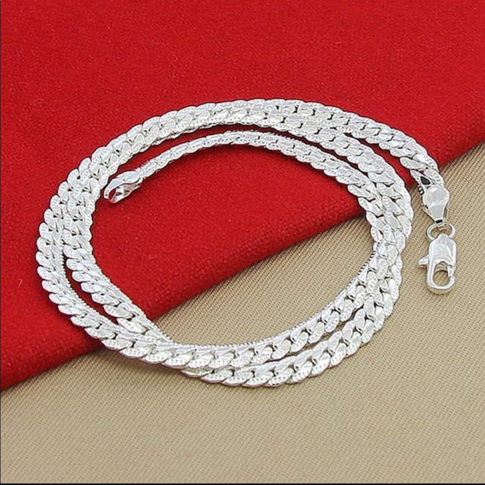 Silver snake necklace/chain - Picture 4 of 8